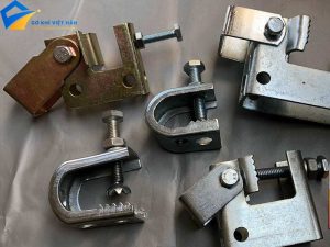 Kẹp xà gồ cá sấu là gì?