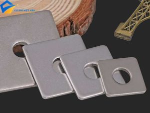 Long đen vuông inox là gì?