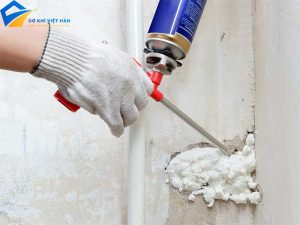 Keo bọt nở là gì? Những lưu ý khi sử dụng keo bọt nở.