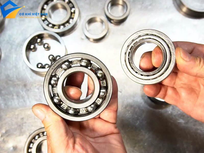 Vòng bi cầu là gì? Tìm hiểu chi tiết về vòng bi cầu