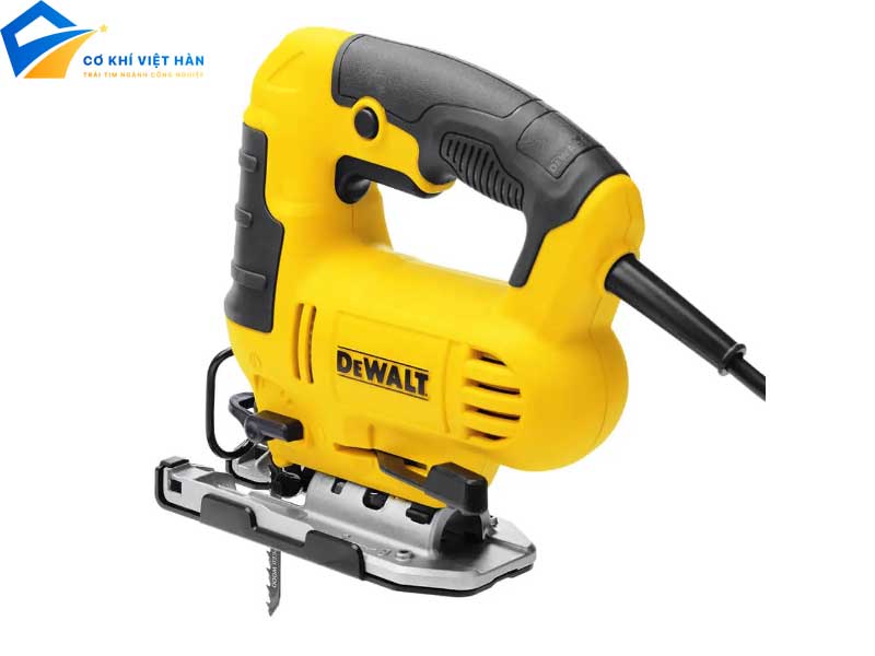 Nên mua máy cưa lọng hay cưa đĩa để cưa gỗ